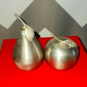 Vintage Salt & Pepper Shaker Set